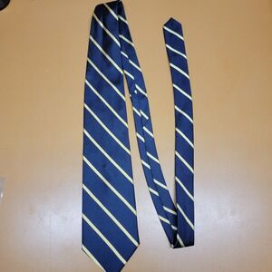 Brooks Basics Silk Striped Necktie Navy Yellow Classic Business Formal